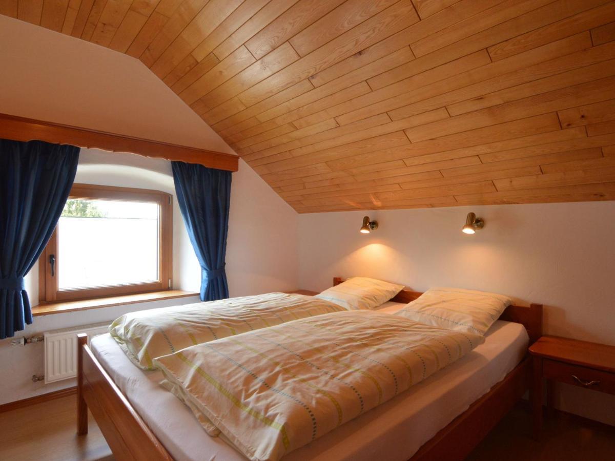 Lovely Holiday Home In B Tgenbach By The Lake Butgenbach Exterior photo